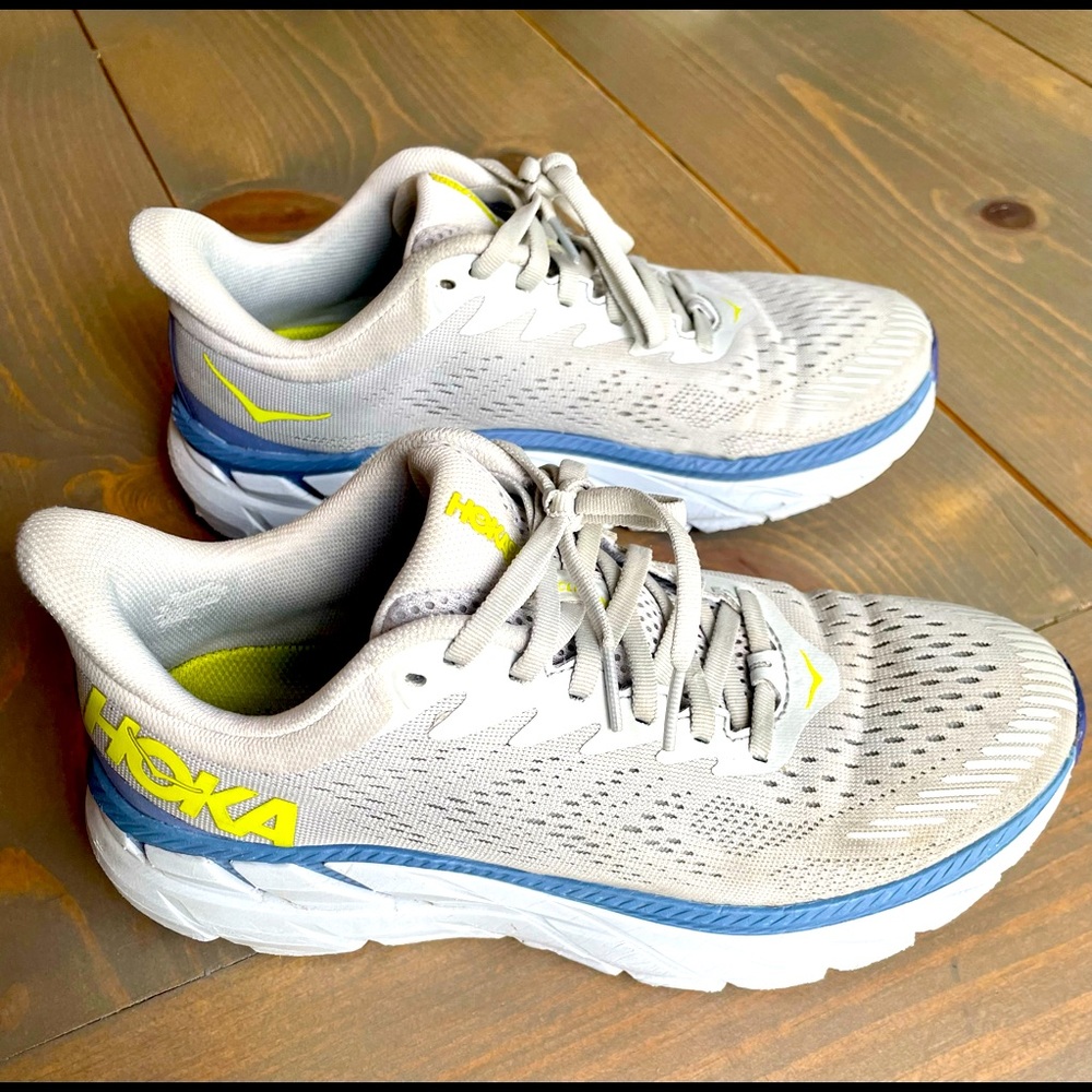 Hoka Clifton 7 - Women’s size 7